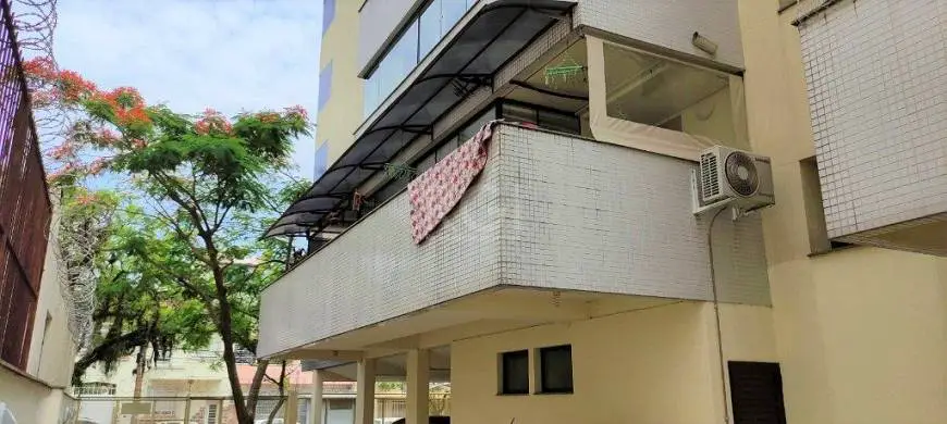 Foto 3 de Apartamento com 3 Quartos à venda, 126m² em Farroupilha, Porto Alegre