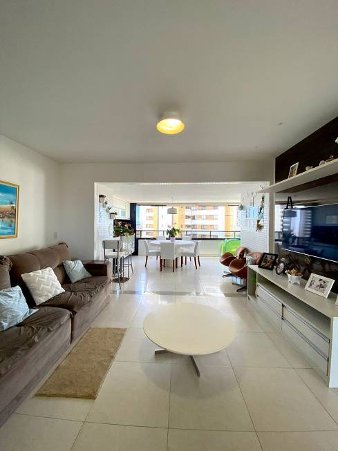Foto 4 de Apartamento com 3 Quartos à venda, 183m² em Horto Florestal, Salvador