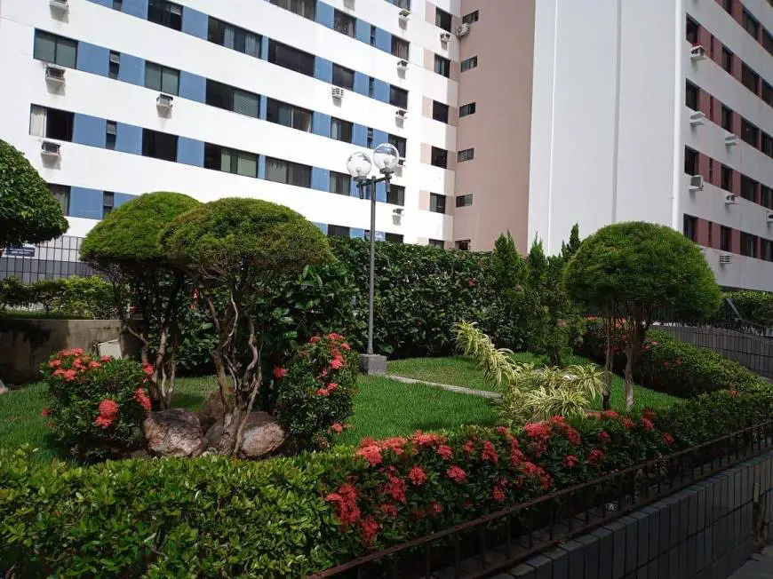 Foto 2 de Apartamento com 3 Quartos à venda, 90m² em Itaigara, Salvador