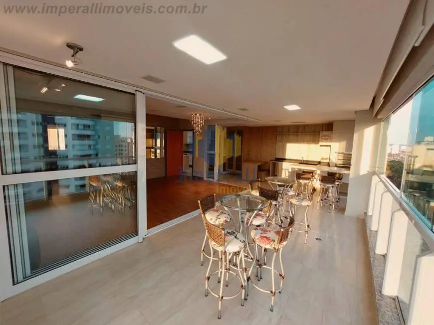 Foto 1 de Apartamento com 3 Quartos à venda, 160m² em Jardim Aquarius, São José dos Campos