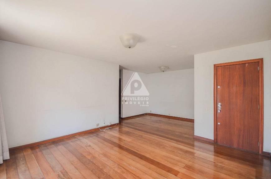 Foto 2 de Apartamento com 3 Quartos à venda, 131m² em Lagoa, Rio de Janeiro