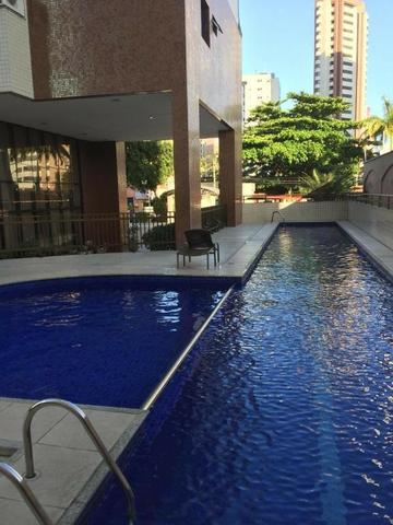 Foto 2 de Apartamento com 3 Quartos à venda, 128m² em Meireles, Fortaleza