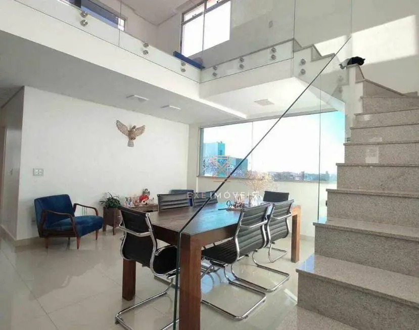 Foto 1 de Apartamento com 3 Quartos à venda, 174m² em Ouro Preto, Belo Horizonte