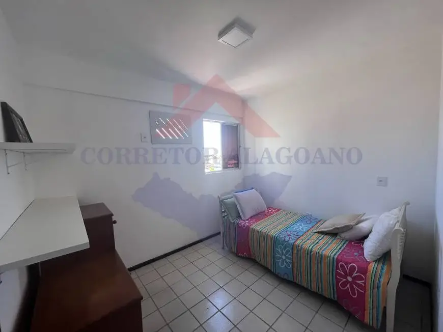 Foto 4 de Apartamento com 3 Quartos para alugar, 95m² em Poço, Maceió