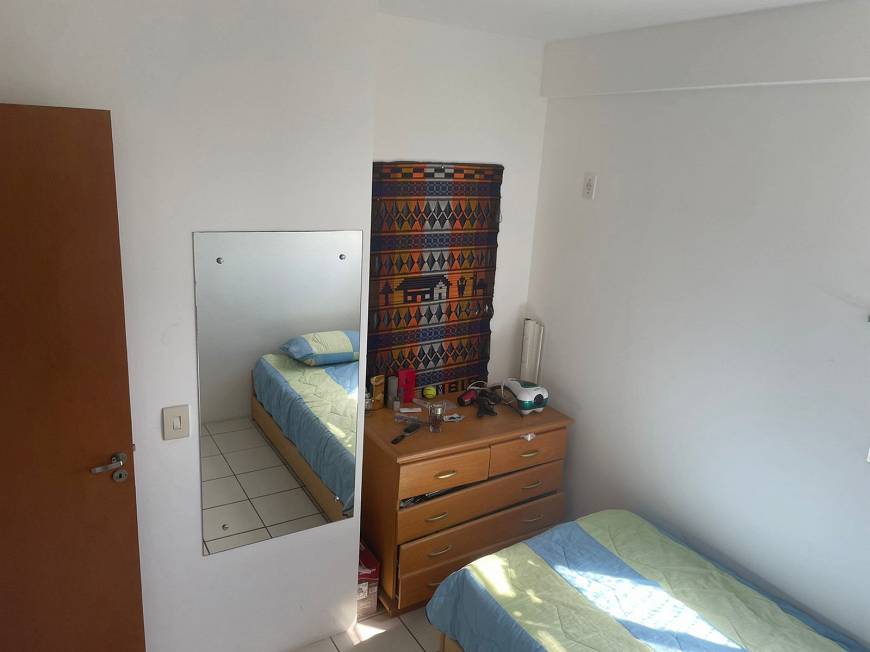 Foto 2 de Apartamento com 3 Quartos à venda, 75m² em Prado, Recife