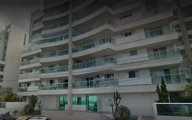 Foto 1 de Apartamento com 3 Quartos à venda, 215m² em Praia do Pecado, Macaé
