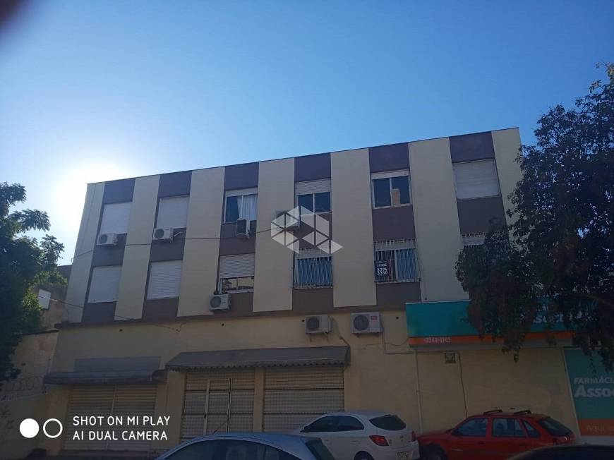 Foto 1 de Apartamento com 3 Quartos à venda, 74m² em São Sebastião, Porto Alegre