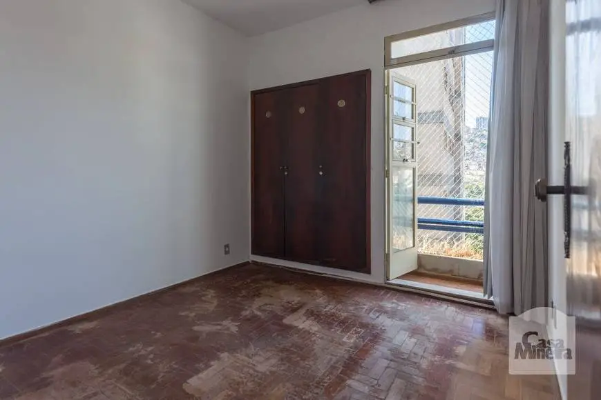 Foto 2 de Apartamento com 3 Quartos à venda, 98m² em Vila Paris, Belo Horizonte
