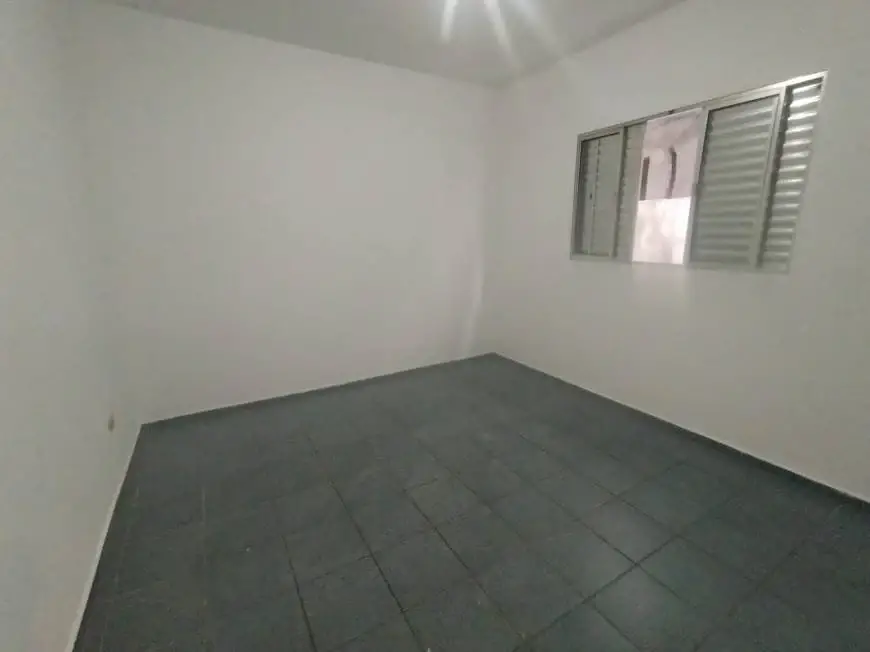 Foto 1 de Casa com 1 Quarto para alugar, 30m² em Jardim Olinda, São Paulo