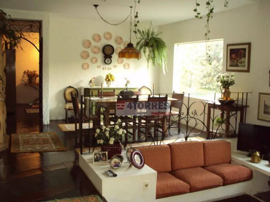 Foto 2 de Casa com 3 Quartos para venda ou aluguel, 380m² em Butantã, São Paulo