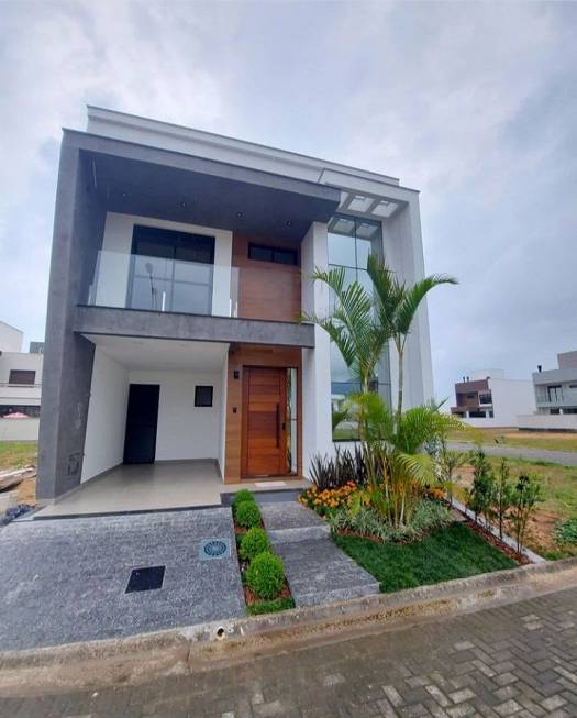 Foto 1 de Casa com 3 Quartos à venda, 160m² em Deltaville, Biguaçu