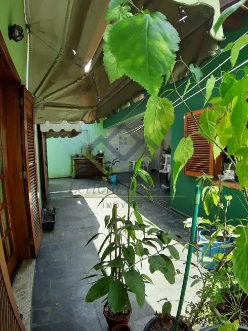 Foto 1 de Casa com 3 Quartos à venda, 218m² em Jardim Santa Helena, Suzano