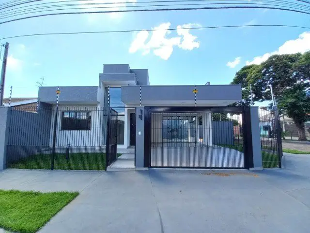 Foto 1 de Casa com 3 Quartos à venda, 226m² em Jardim Vitória, Maringá