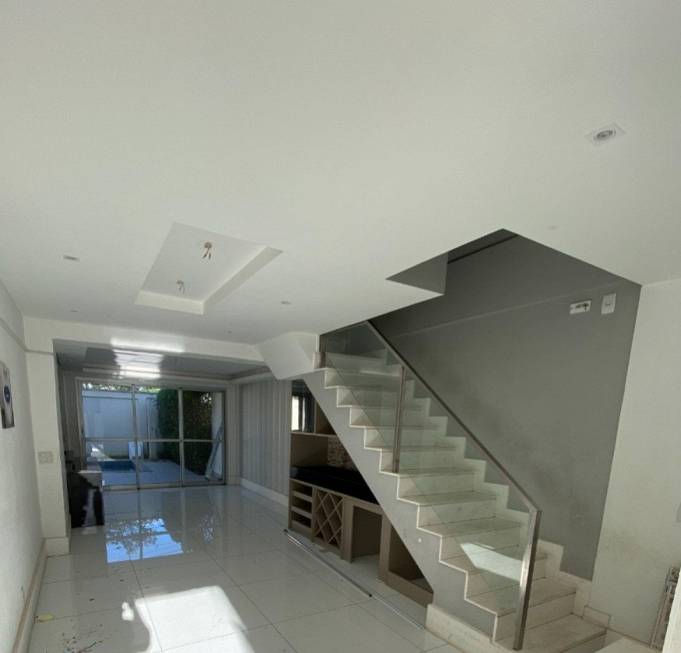 Foto 3 de Casa com 3 Quartos à venda, 268m² em Recreio Dos Bandeirantes, Rio de Janeiro