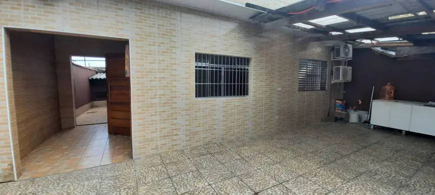 Foto 1 de Casa com 3 Quartos à venda, 150m² em Vicente de Carvalho, Guarujá