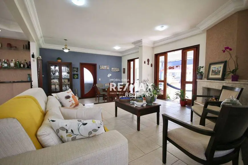 Foto 1 de Casa de Condomínio com 3 Quartos à venda, 410m² em Dois Córregos, Valinhos