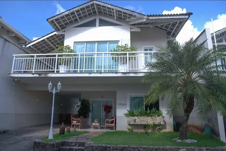 Foto 1 de Casa de Condomínio com 3 Quartos à venda, 277m² em Sapiranga, Fortaleza