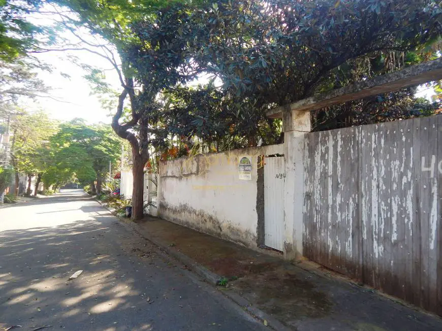 Foto 1 de Lote/Terreno à venda, 598m² em Interlagos, São Paulo