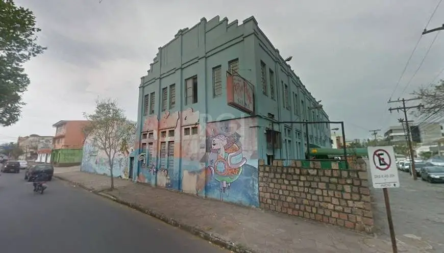 Foto 1 de Lote/Terreno à venda, 2955m² em Navegantes, Porto Alegre