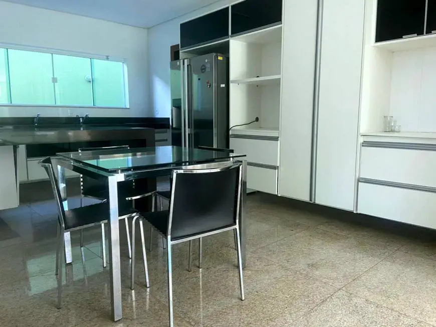 Foto 4 de Sobrado com 3 Quartos à venda, 120m² em Interlagos, São Paulo