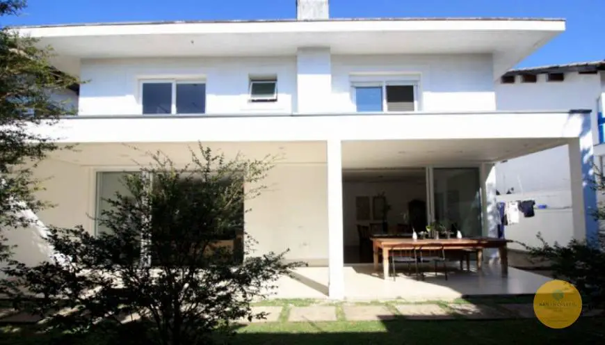 Foto 2 de Sobrado com 4 Quartos à venda, 369m² em Alto de Pinheiros, São Paulo