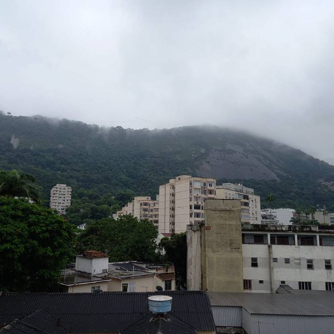 Foto 3 de Apartamento com 1 Quarto para alugar, 24m² em Botafogo, Rio de Janeiro