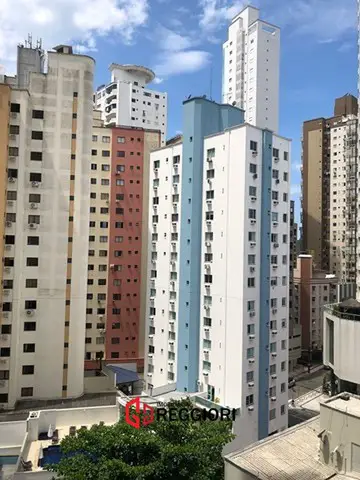 Foto 1 de Apartamento com 1 Quarto à venda, 100m² em Centro, Balneário Camboriú