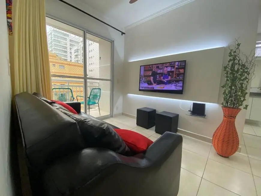 Foto 1 de Apartamento com 1 Quarto à venda, 40m² em Cidade Ocian, Praia Grande