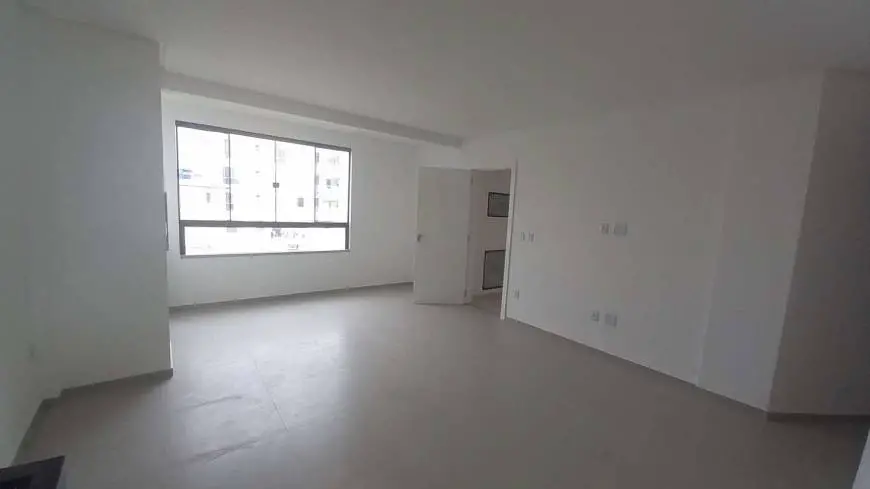 Foto 2 de Apartamento com 2 Quartos à venda, 65m² em Camboriu, Camboriú