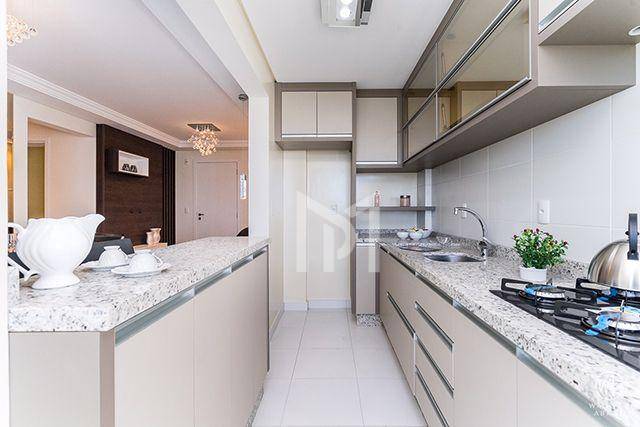 Foto 5 de Apartamento com 2 Quartos à venda, 60m² em Capão Raso, Curitiba