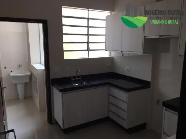 Foto 3 de Apartamento com 2 Quartos à venda, 87m² em Centro, Londrina