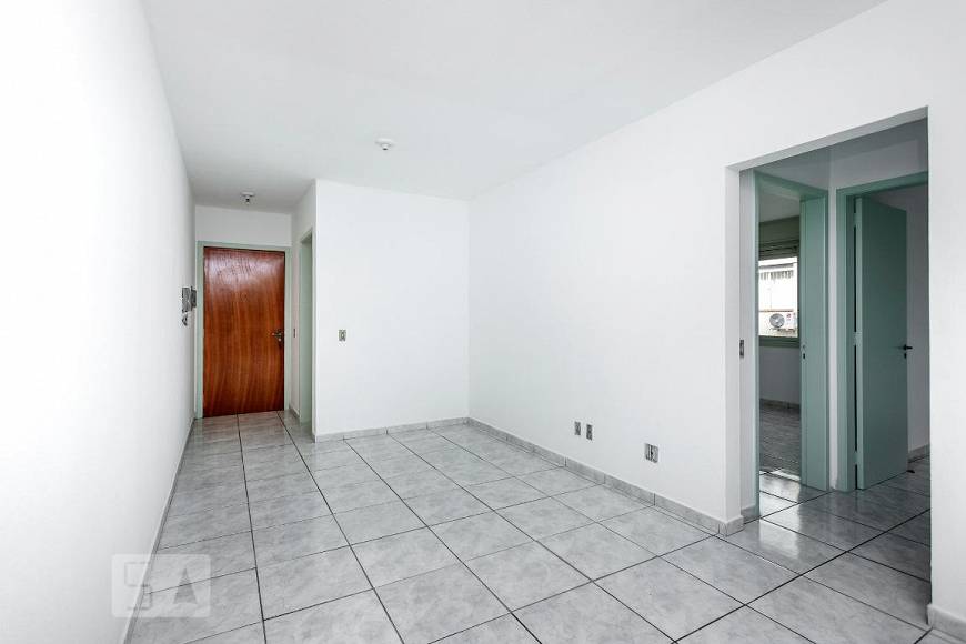 Foto 3 de Apartamento com 2 Quartos para alugar, 62m² em Jardim do Salso, Porto Alegre
