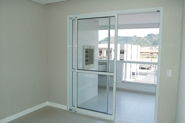 Foto 1 de Apartamento com 2 Quartos à venda, 73m² em Kobrasol, São José