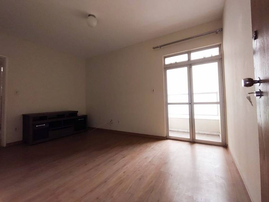 Foto 1 de Apartamento com 2 Quartos à venda, 102m² em São Mateus, Juiz de Fora