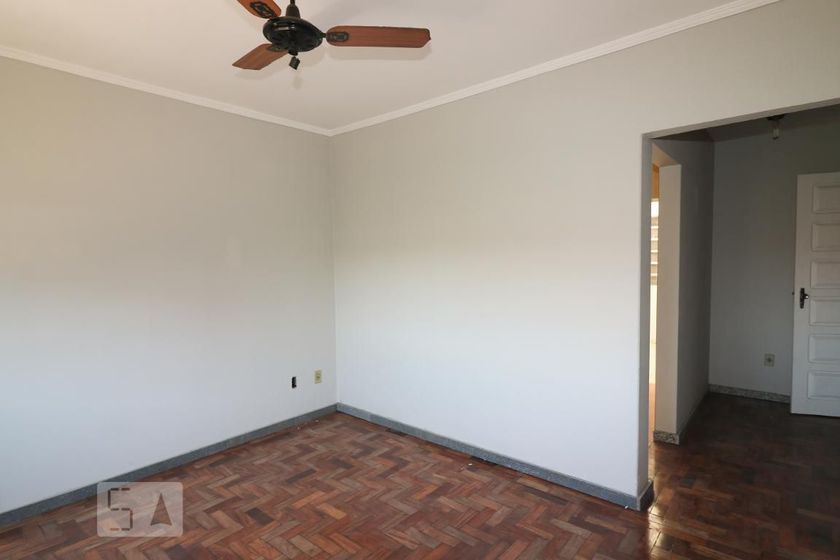 Foto 2 de Apartamento com 2 Quartos para alugar, 65m² em Sarandi, Porto Alegre