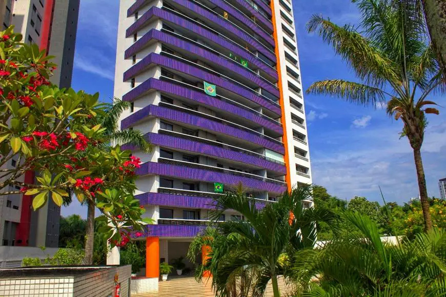 Foto 1 de Apartamento com 3 Quartos à venda, 168m² em Adrianópolis, Manaus