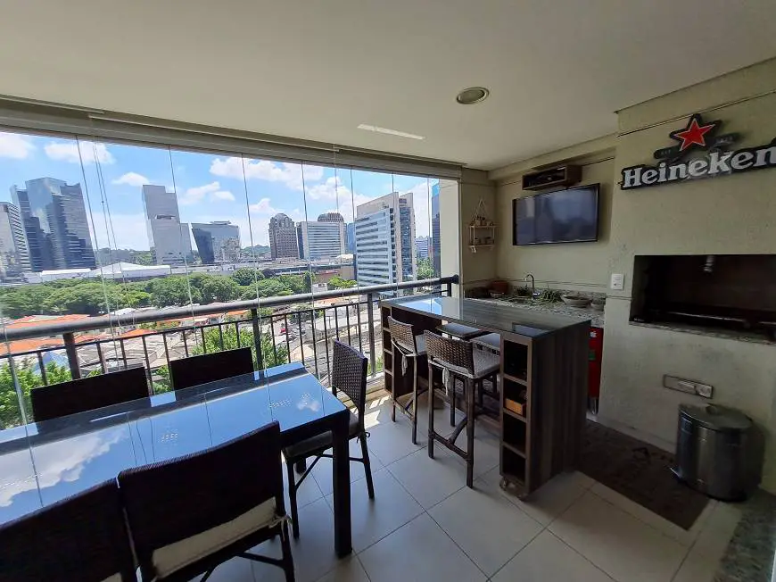 Foto 3 de Apartamento com 3 Quartos para alugar, 138m² em Brooklin, São Paulo