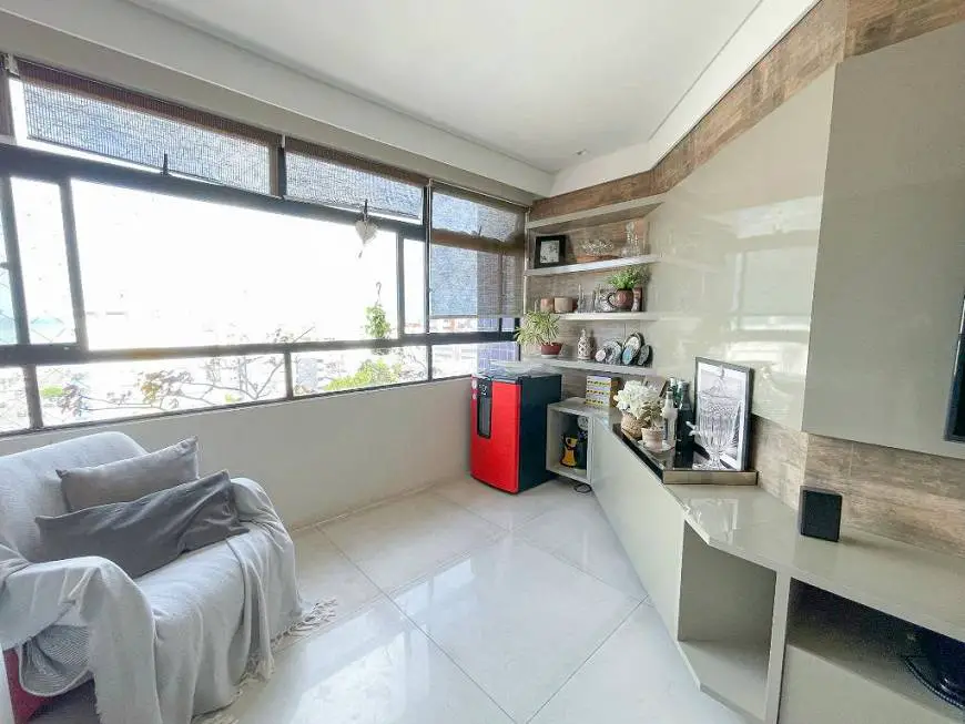 Foto 4 de Apartamento com 3 Quartos à venda, 100m² em Cabo Branco, João Pessoa