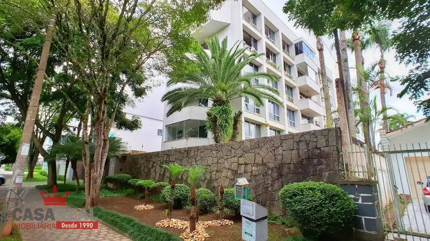 Foto 1 de Apartamento com 3 Quartos para venda ou aluguel, 385m² em Cabral, Curitiba