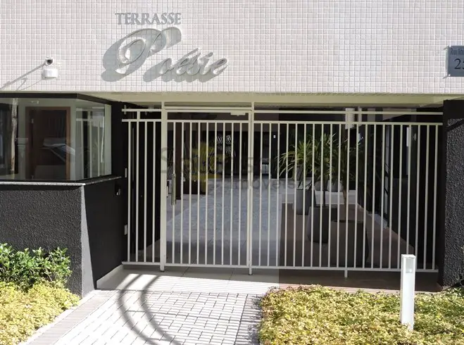 Foto 4 de Apartamento com 3 Quartos à venda, 75m² em Cabral, Curitiba