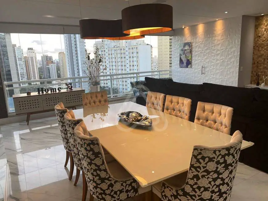 Foto 1 de Apartamento com 3 Quartos à venda, 170m² em Ibirapuera, São Paulo