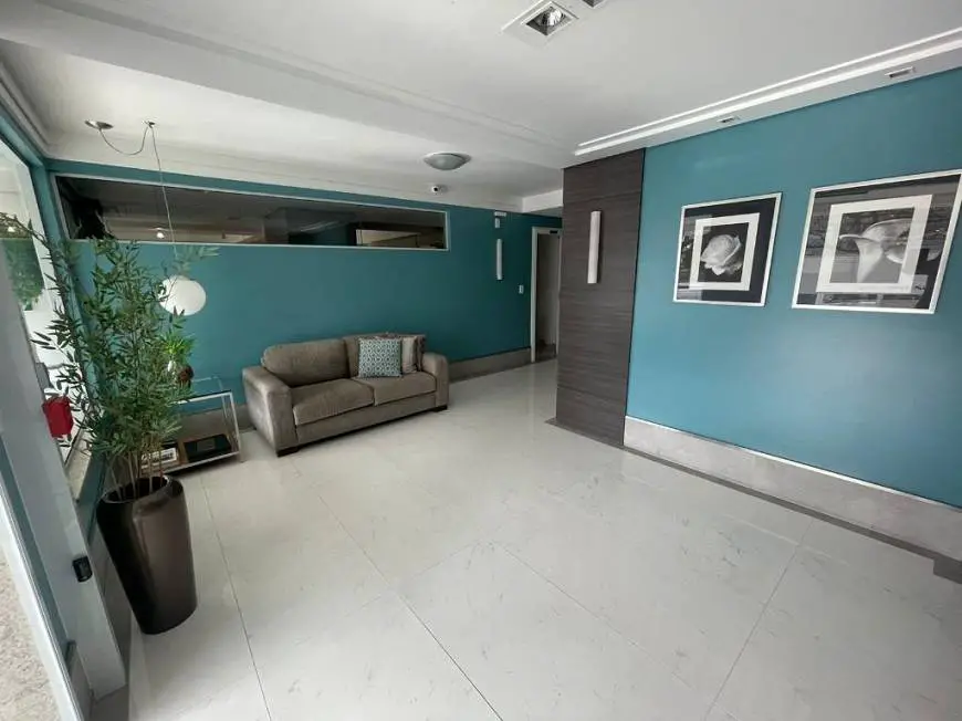 Foto 3 de Apartamento com 3 Quartos à venda, 115m² em Kobrasol, São José