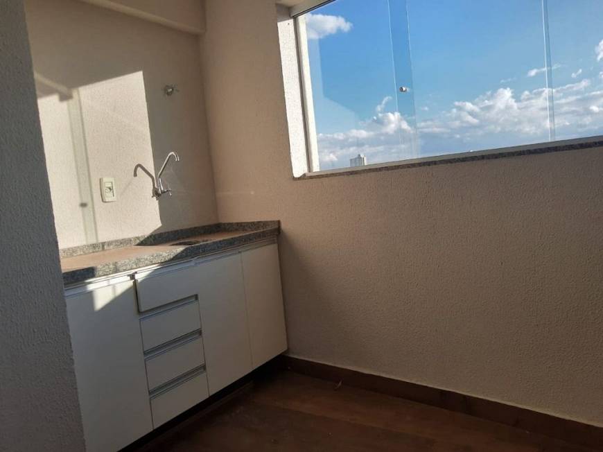Foto 4 de Apartamento com 3 Quartos à venda, 66m² em Marília, Marília