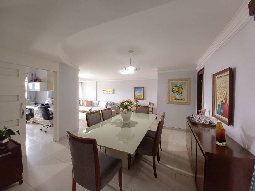 Foto 1 de Apartamento com 4 Quartos à venda, 161m² em Cabo Branco, João Pessoa