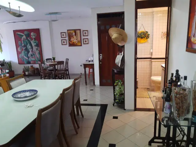 Foto 2 de Apartamento com 4 Quartos à venda, 220m² em Cabo Branco, João Pessoa