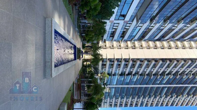 Foto 2 de Apartamento com 4 Quartos à venda, 259m² em Patriolino Ribeiro, Fortaleza