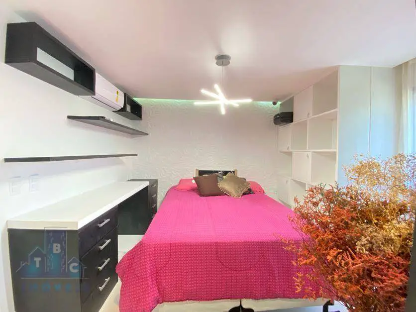 Foto 4 de Apartamento com 4 Quartos à venda, 259m² em Patriolino Ribeiro, Fortaleza