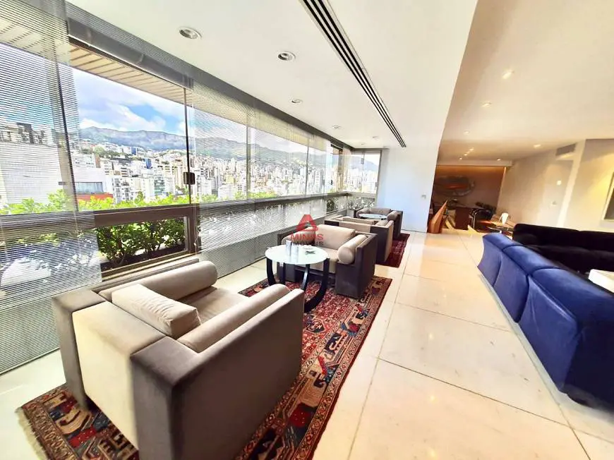 Foto 1 de Apartamento com 4 Quartos à venda, 530m² em Santa Efigênia, Belo Horizonte