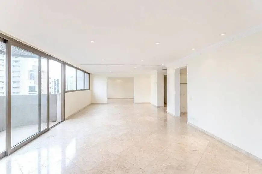 Foto 3 de Apartamento com 4 Quartos à venda, 400m² em Vila Nova Conceição, São Paulo