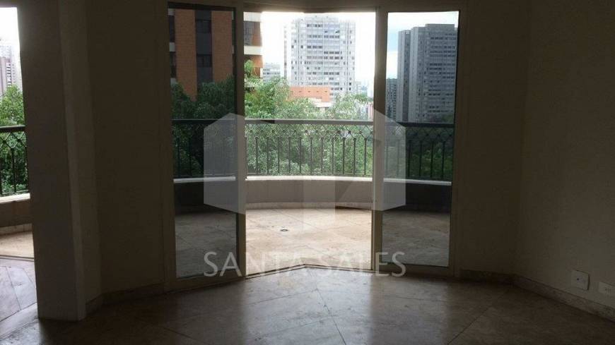 Foto 4 de Apartamento com 4 Quartos à venda, 270m² em Vila Suzana, São Paulo